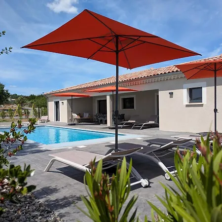 Floria Neuve Avec Piscine Privee Chauffee En Sud Ardeche 茹瓦厄斯