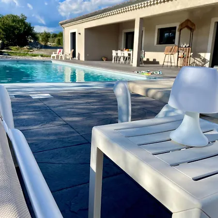 Neuve Avec Piscine Privee Chauffee Et Sa Superbe Terrasse