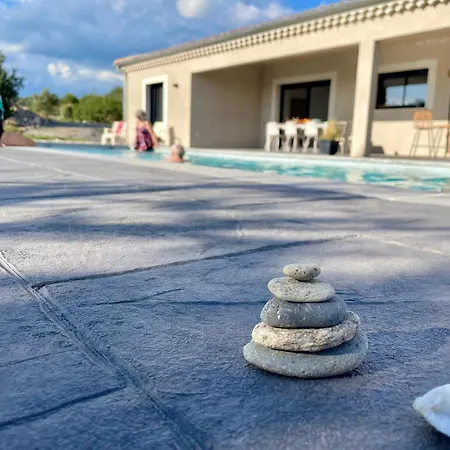 Villa Neuve Avec Piscine Privee Chauffee Et Sa Superbe Terrasse Joyeuse