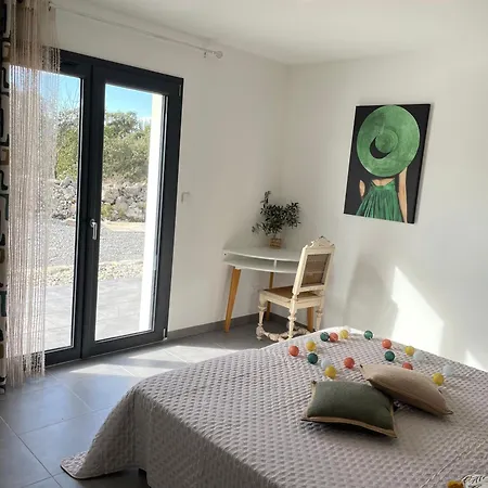 Neuve Avec Piscine Privee Chauffee Et Sa Superbe Terrasse Villa *