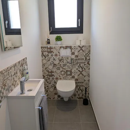 Neuve Avec Piscine Privee Chauffee Et Sa Superbe Terrasse * Joyeuse