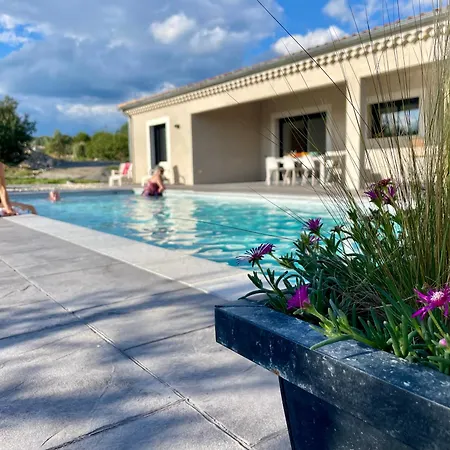 Villa Neuve Avec Piscine Privee Chauffee Et Sa Superbe Terrasse Joyeuse